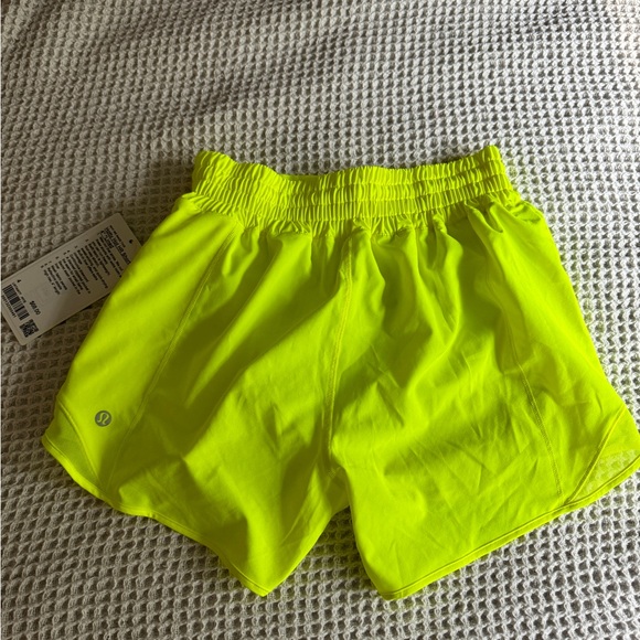 Lululemon Hotty Hot HR Short 4” lined - Picture 2 of 4